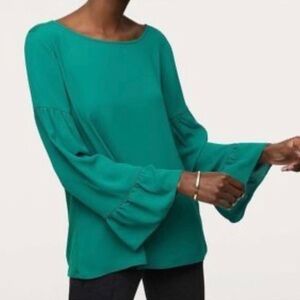 Loft Bell Sleeve Blouse Kelly Green
Size XS